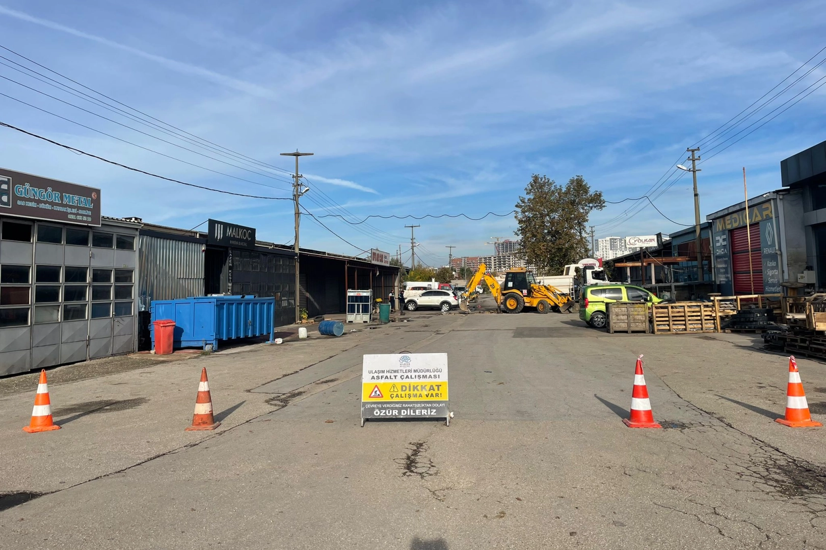 Bursa Nilüfer'de Beşevler Sanayi Sitesi’nin yolları yenileniyor