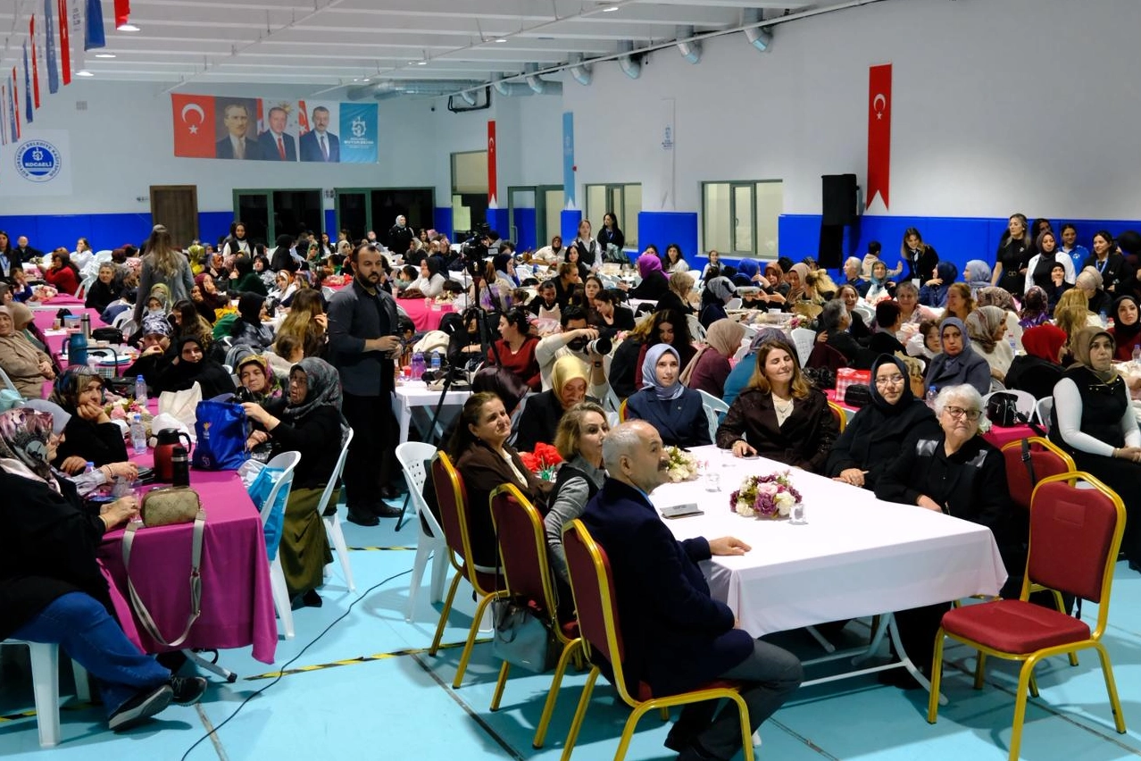 Gebze'de 'İlham Veren Kadınlar Buluşması'na ilgi